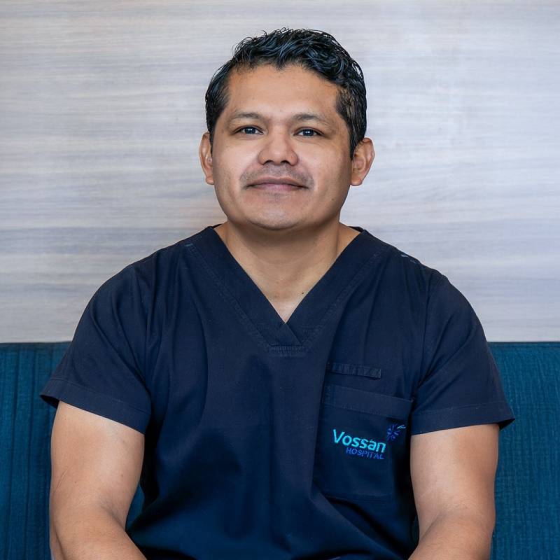 Dr. Javier Camacho Ek